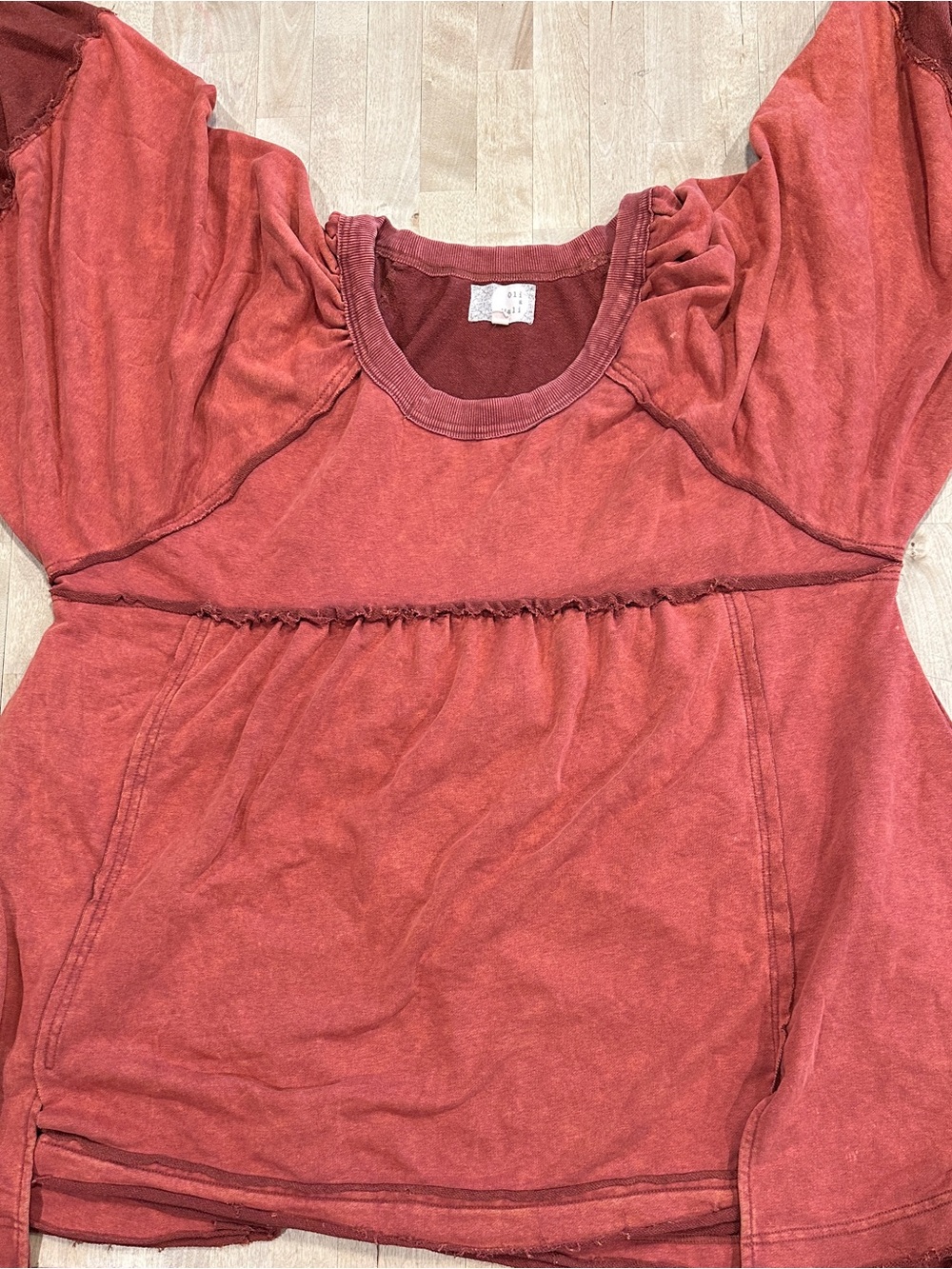 Oli & Hali Washed Rust Red Pullover Sweatshirt
